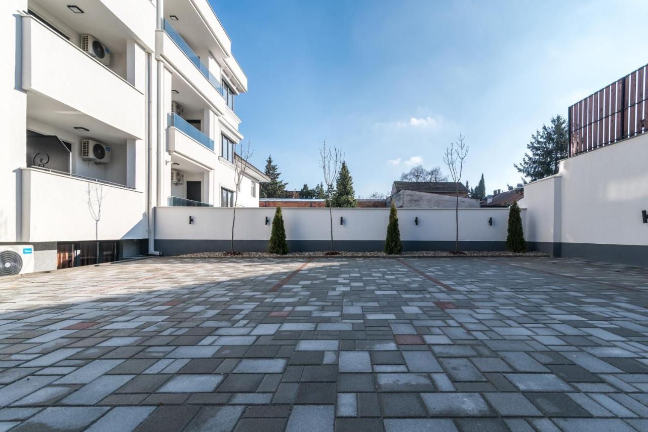 Daisy Resort Новий Сад Екстер'єр фото